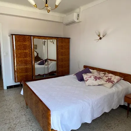 Dans A Avec Vue * Antibes