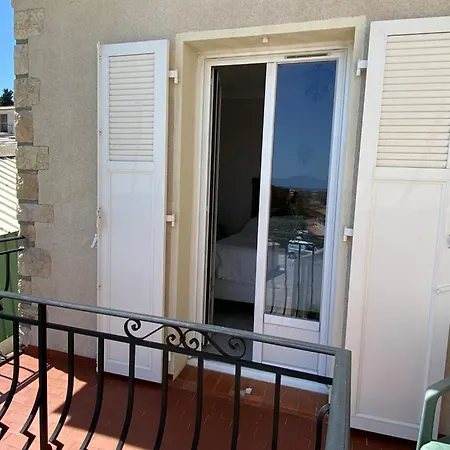 Apartment Dans A Avec Vue Antibes