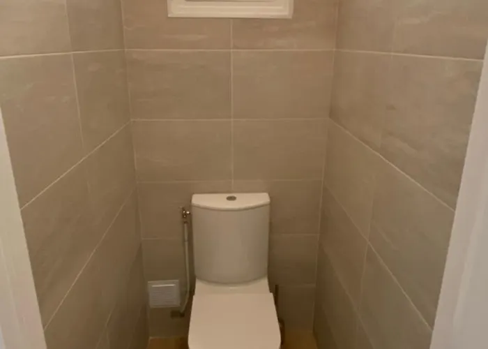 Dans A Avec Vue Antibes